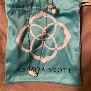 Kendra Scott necklace and earrings set